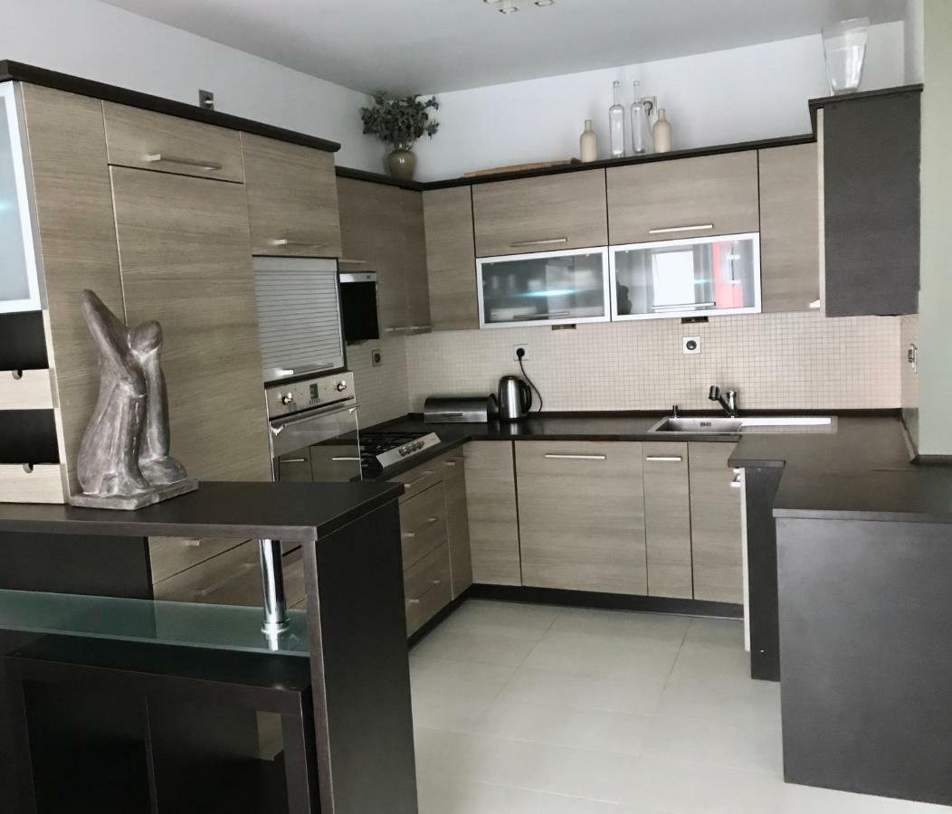 Przystanek Sanok Apartament W Scislym Centrum Exterior foto